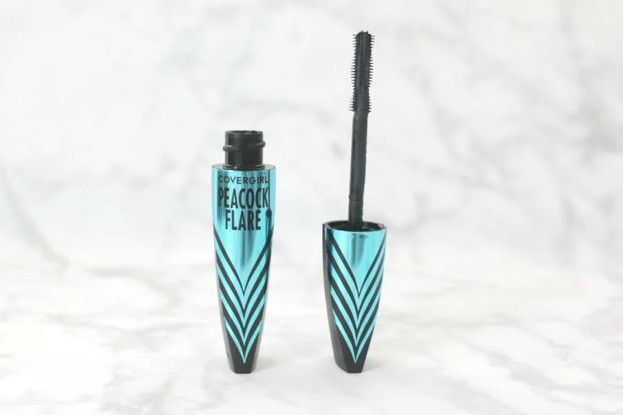 Peacock Flare Waterproof Mascara