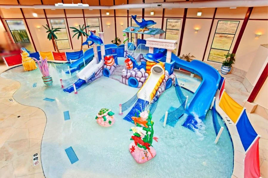 Grand Marquis Waterpark Hotel & Suites