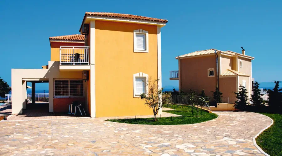 luxury villas in greece