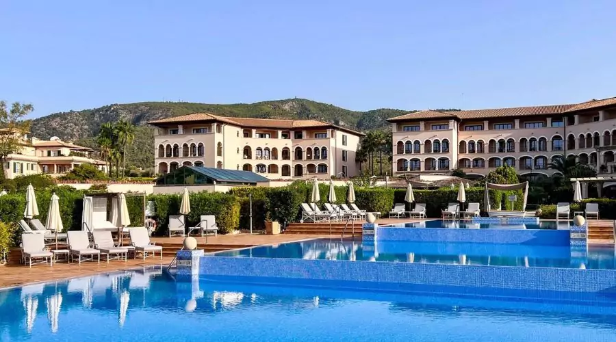 St. Regis Mardavall Mallorca Resort 