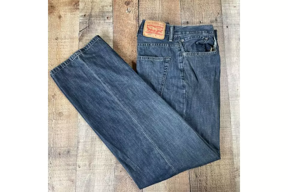 505™ regular straight jeans