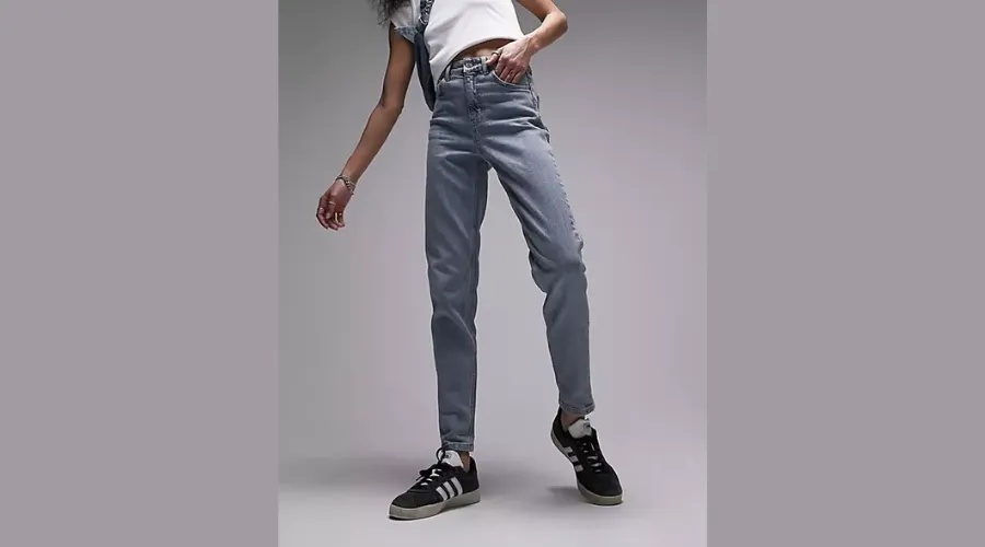 Topshop Comfortable Stretch Jeans in a Faded Wash (Now €26.00) 
