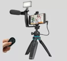 best camera for family vlogging and travel | Trendingcult