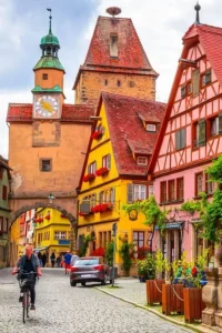 Scenic Stays to Refresh Your Journey