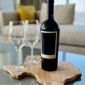 mc-houmq-wine-23385Classic-Hor